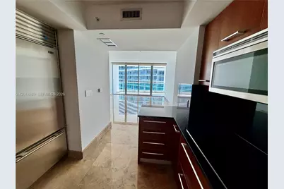 1331 Brickell Bay Dr #1006, Miami, FL 33131 - Photo 18