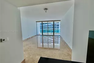 1331 Brickell Bay Dr, Miami, FL 33131 - Photo 10