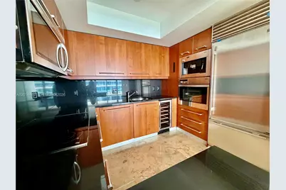 1331 Brickell Bay Dr #1006, Miami, FL 33131 - Photo 16