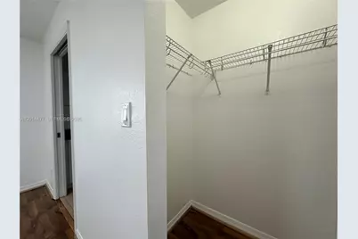 324 NE 3rd St #D, Hallandale Beach, FL 33009 - Photo 24