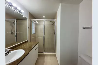324 NE 3rd St #D, Hallandale Beach, FL 33009 - Photo 26
