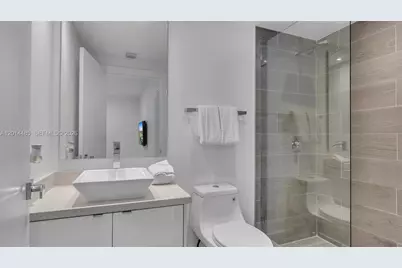 185 SE 14th Ter #1801, Miami, FL 33131 - Photo 12