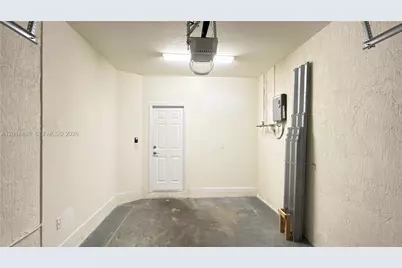 3469 W 106th St, Hialeah, FL 33018 - Photo 36