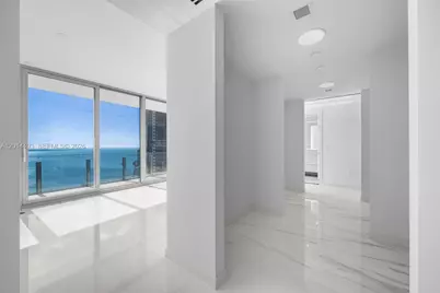 300 Biscayne Blvd Way #3801, Miami, FL 33131 - Photo 14
