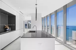 300 Biscayne Blvd Way, Miami, FL 33131 - Photo 6