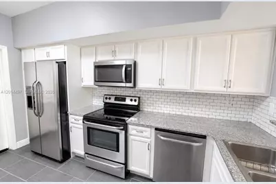11840 SW 99th St #11840, Miami, FL 33186 - Photo 2