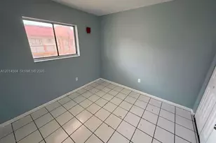 5400 W 21st Ct, Hialeah, FL 33016 - Photo 12