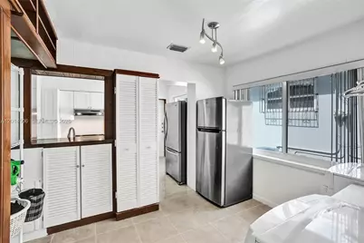 2420 SW 16th St, Miami, FL 33145 - Photo 14