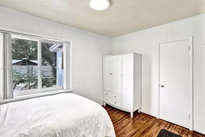 2420 SW 16th St, Miami, FL 33145 - Photo 20