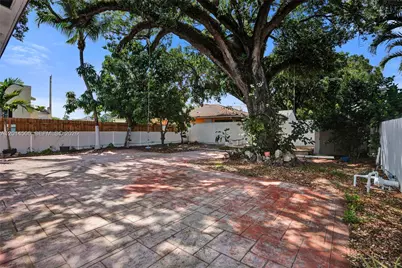 2420 SW 16th St, Miami, FL 33145 - Photo 28