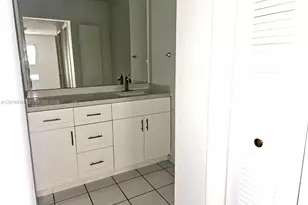 6961 W 14th Ct, Hialeah, FL 33014 - Photo 4