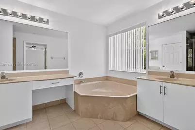 16398 SW 27th St, Miramar, FL 33027 - Photo 26
