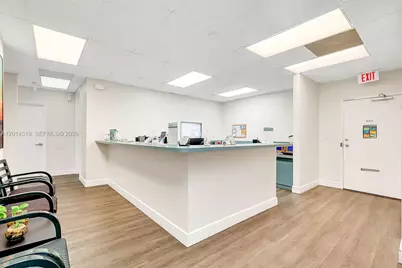 7000 SW 97th Avenue #202, Miami, FL 33173 - Photo 4