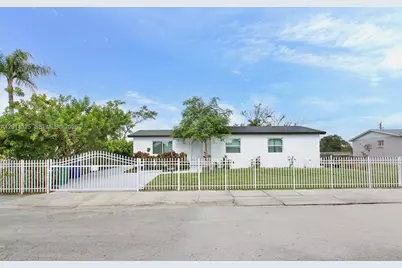 22114 SW 113th Pl, Miami, FL 33170 - Photo 2