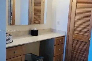2780 NE 183rd St, Aventura, FL 33160 - Photo 14