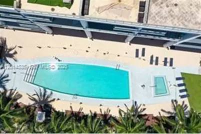 6801 Collins Ave #LPH09, Miami Beach, FL 33141 - Photo 32