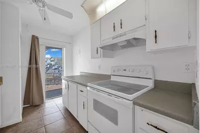 3001 NW 4th Ter #151, Pompano Beach, FL 33064 - Photo 12