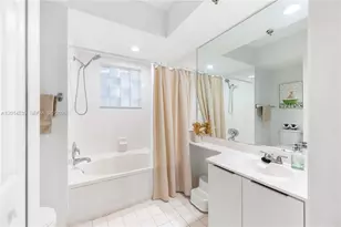 3165 NE 184th St, Aventura, FL 33160 - Photo 16