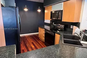 3165 NE 184th St, Aventura, FL 33160 - Photo 2
