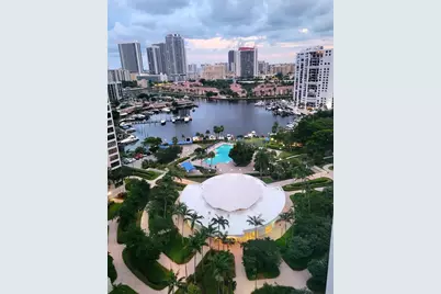 600 Three Islands Blvd #418, Hallandale Beach, FL 33009 - Photo 4