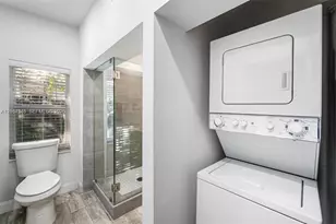 1946 SW 20th St, Miami, FL 33145 - Photo 24