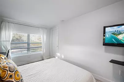 1946 SW 20th St #1946, Miami, FL 33145 - Photo 22
