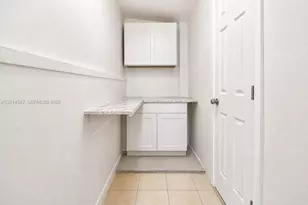 1631 NW 114th St, Miami, FL 33167 - Photo 12