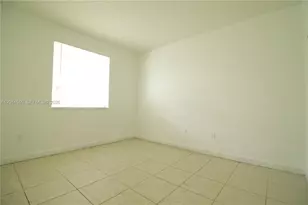 1568 SE 26th St, Homestead, FL 33035 - Photo 8
