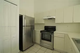 1568 SE 26th St, Homestead, FL 33035 - Photo 2