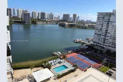 2780 NE 183rd St #1, Aventura, FL 33160 - Photo 34