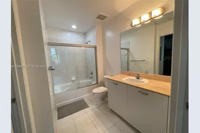 2275 Biscayne Blvd #603, Miami, FL 33137 - Photo 16