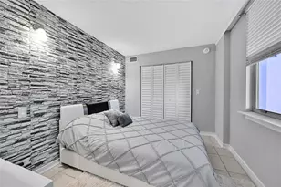 6039 Collins Ave, Miami Beach, FL 33140 - Photo 28