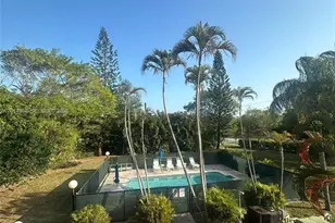 3910 Crystal Lake Dr, Deerfield Beach, FL 33064 - Photo 2