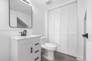14289 SW 94th Cir Ln, Miami, FL 33186 - Photo 16