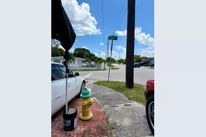 141 SW 2nd St, Deerfield Beach, FL 33441 - Photo 6