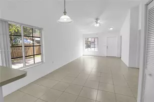117 SE 3rd Ave, Hallandale Beach, FL 33009 - Photo 4