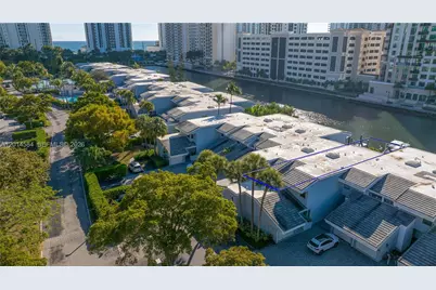 310 Poinciana Dr #802, Sunny Isles Beach, FL 33160 - Photo 4