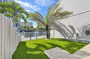 310 Poinciana Dr, Sunny Isles Beach, FL 33160 - Photo 14