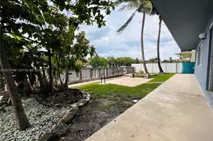 2033 Calais Dr, Miami Beach, FL 33141 - Photo 22