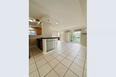 2033 Calais Dr #5, Miami Beach, FL 33141 - Photo 4
