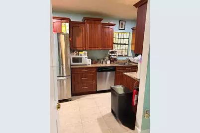 3721 SW 104th Ct, Miami, FL 33165 - Photo 14