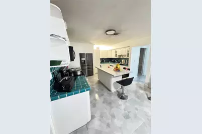 1314 W 77th St, Hialeah, FL 33014 - Photo 2