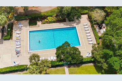 821 Cypress Blvd #307, Pompano Beach, FL 33069 - Photo 28