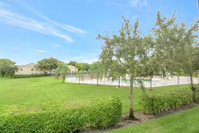 16339 Malibu Dr #22, Weston, FL 33326 - Photo 48