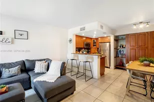 8540 NW 6th Ln, Miami, FL 33126 - Photo 2