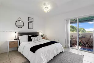 8540 NW 6th Ln, Miami, FL 33126 - Photo 14