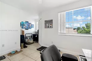 8540 NW 6th Ln, Miami, FL 33126 - Photo 16