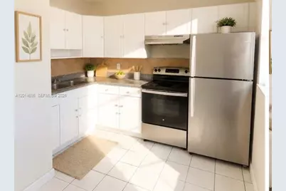 651 NW 42nd Ct #214, Deerfield Beach, FL 33064 - Photo 4