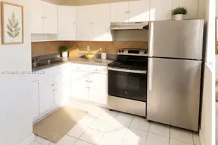 651 NW 42nd Ct, Deerfield Beach, FL 33064 - Photo 4