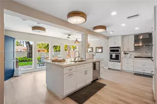 1240 Pierce St, Hollywood, FL 33019 - Photo 2